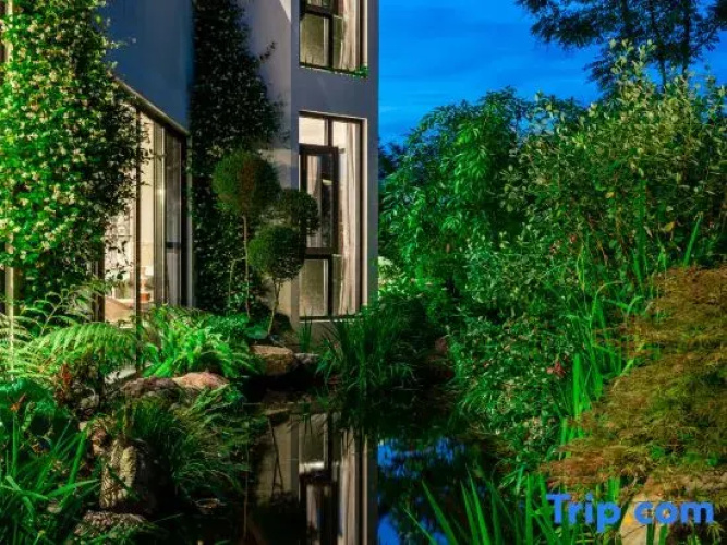 Yezi Garden Hotel