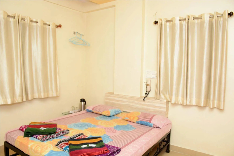 Hotel Sai Snehal
