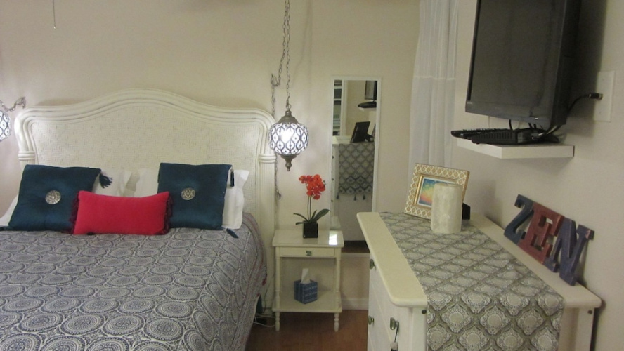 Siesta Key Zen Den