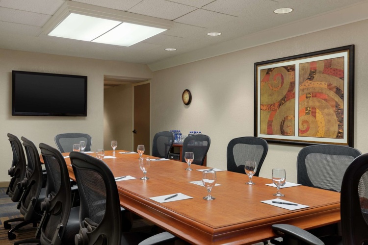 Embassy Suites by Hilton Phoenix Tempe photo 21