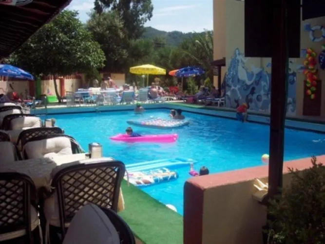 1 Bedroom Apartment with land view