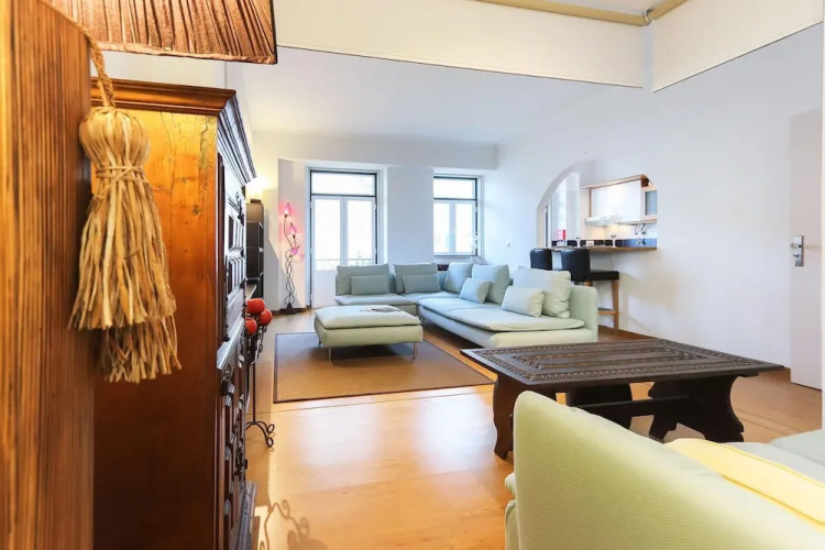 Rato Elegant by Homing