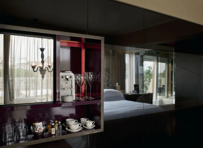 L'H Hotel