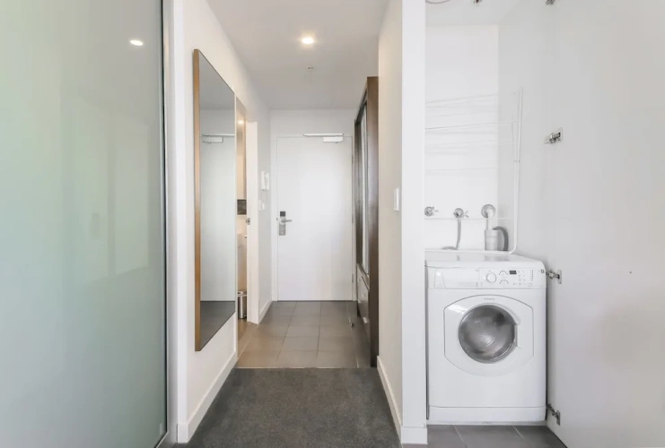 2 Bedrooms Luxury Apartment with city view
