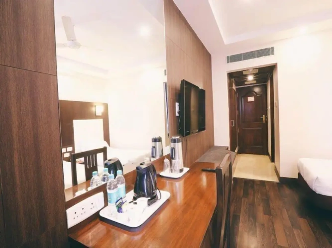 Standard Twin room with city view