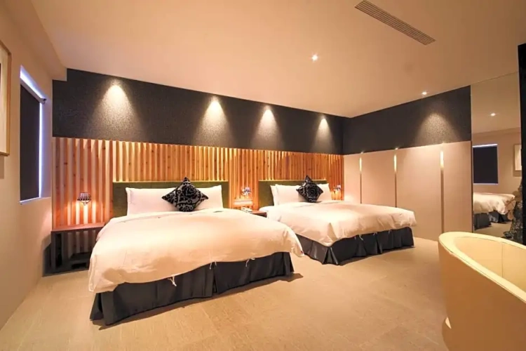 Deluxe Quadruple room