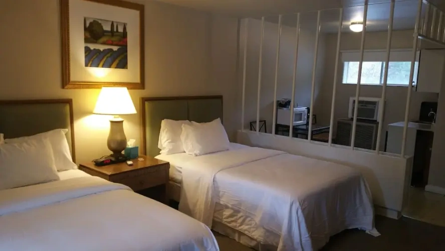 Superior Quadruple room
