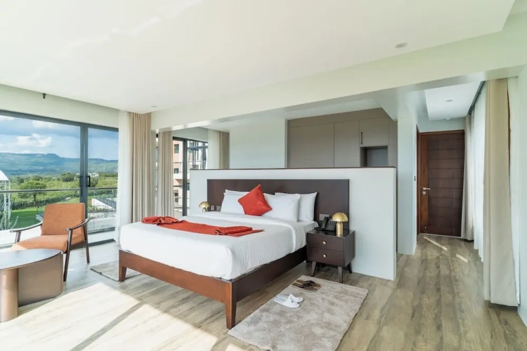 1 Bedroom Premium Apartment with balcony and with lake view