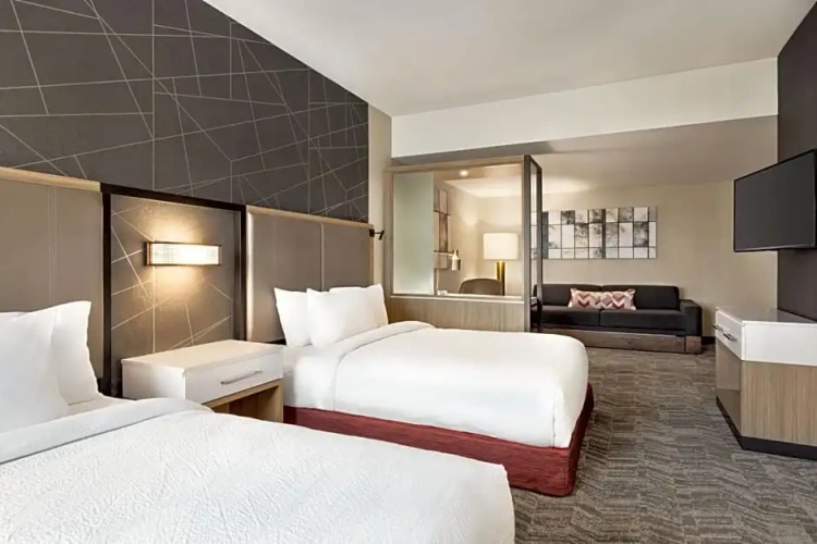 Quadruple Suite