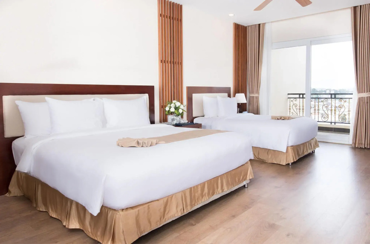 Ladalat Hotel