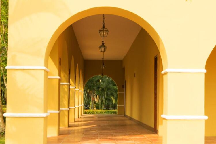 Amatique Bay HotelOver view