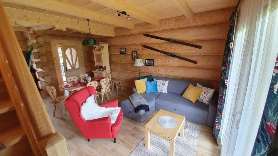 Apartment with mountain view