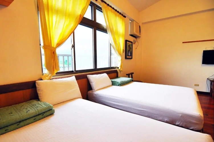 Deluxe Quadruple room