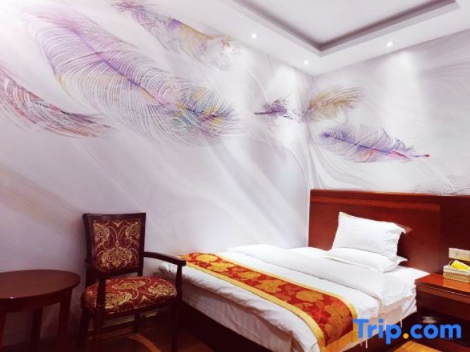 Deluxe Single room