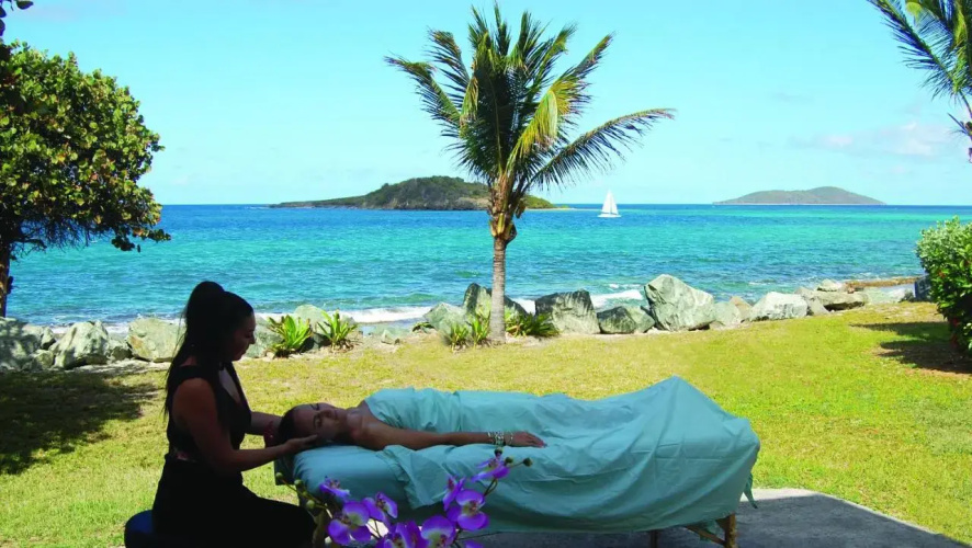 Tamarind Reef Resort Spa & Marina