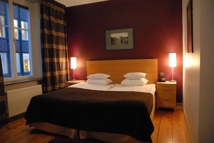 Rex Hotel