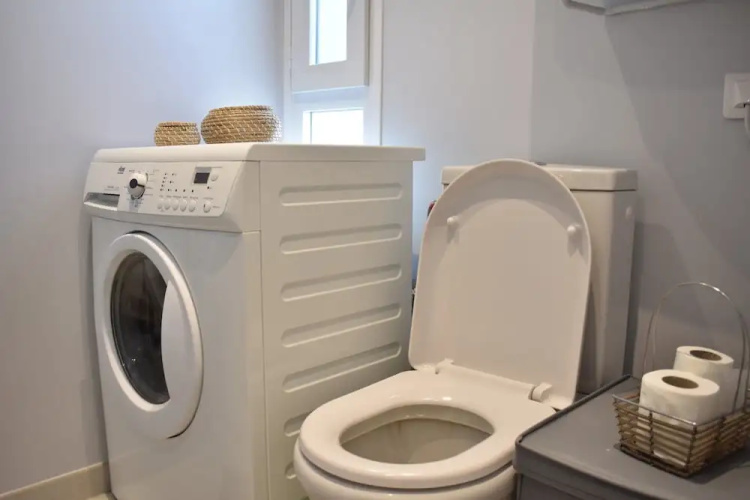 Cosy 1 Bedroom Flat in Paris With Terrace