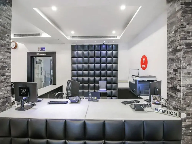 The Dawn Hotel by OYO Rooms