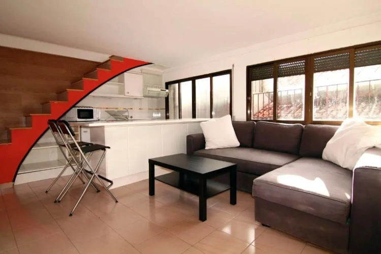 Deluxe Studio