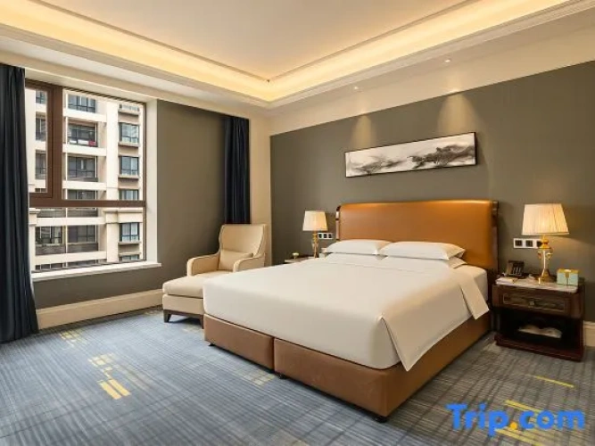 1 Bedroom Deluxe Suite