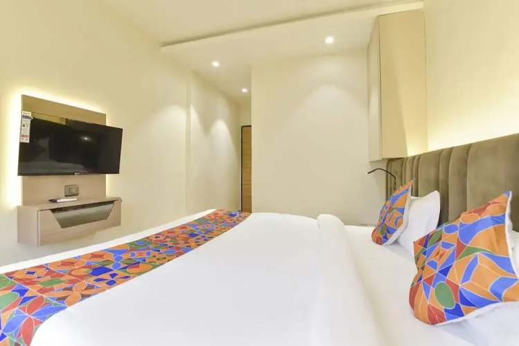 Fabhotel Kesar