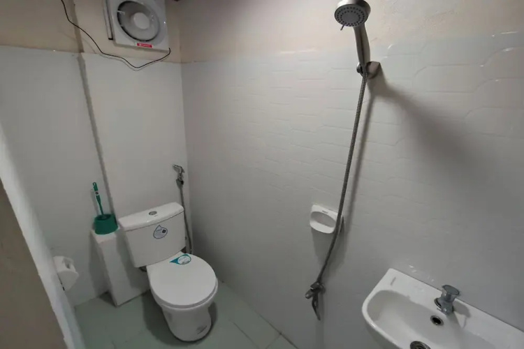 La Ud Lounge and Hostel