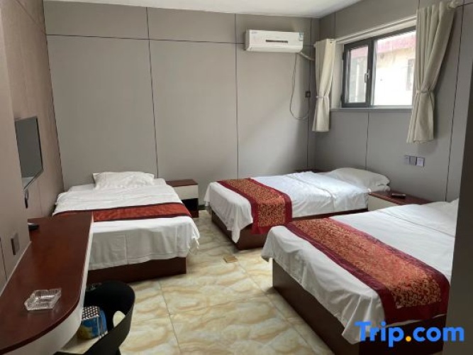 Business Triple room