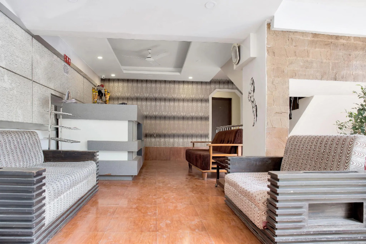 OYO 5665 Rana Residency