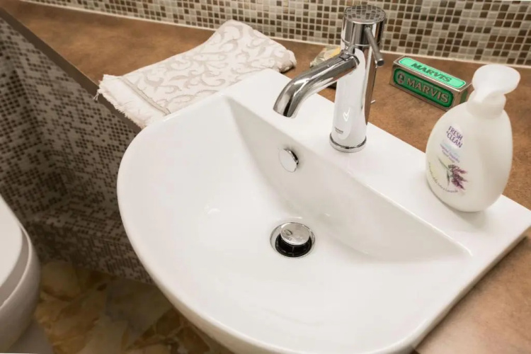 La Farina Suite Home