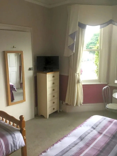 Netley Guest House