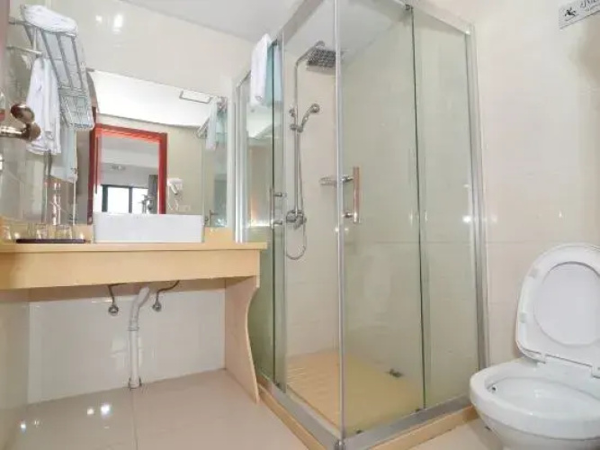 Jingyi Hotel