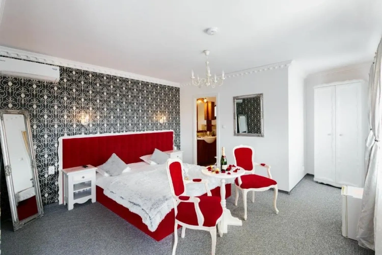 Standard Double room with view