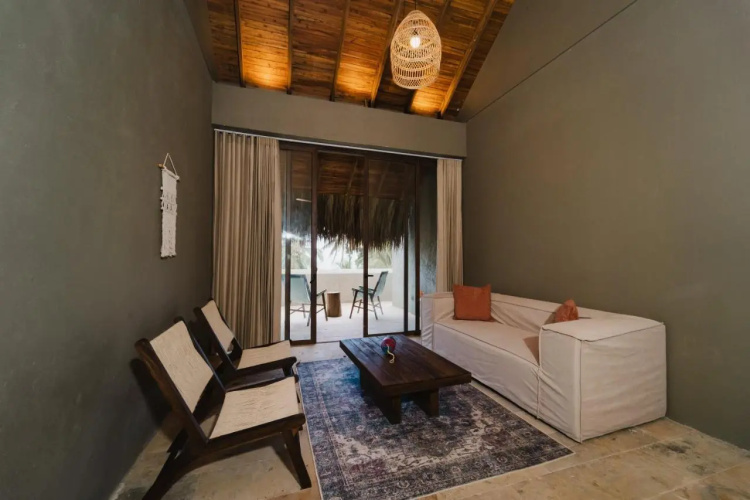 Naio Hotel y Villas