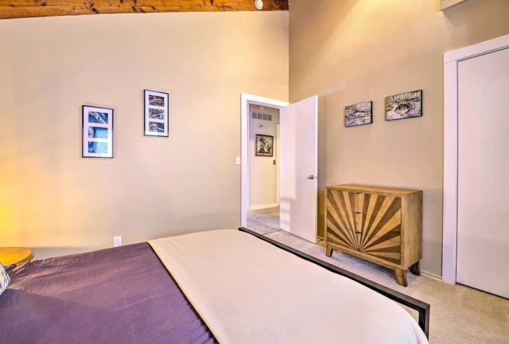 4 Bedrooms Cottage with balcony