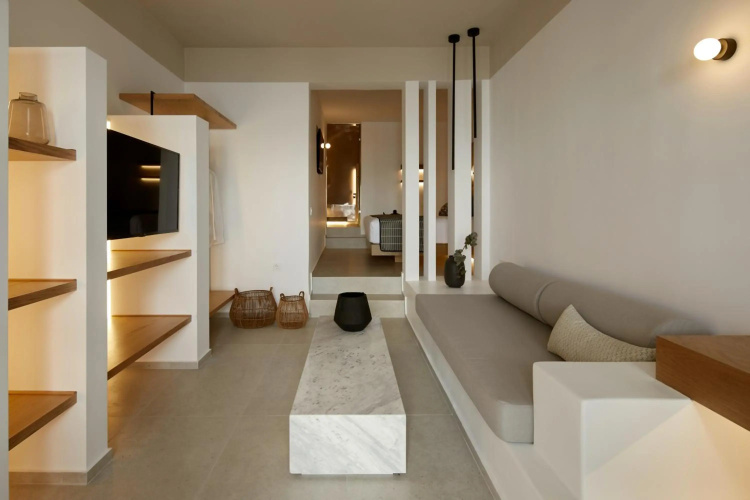 Oia Suites