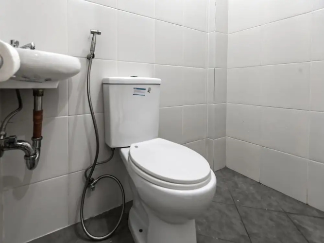 OYO 736 Jade Apartelle