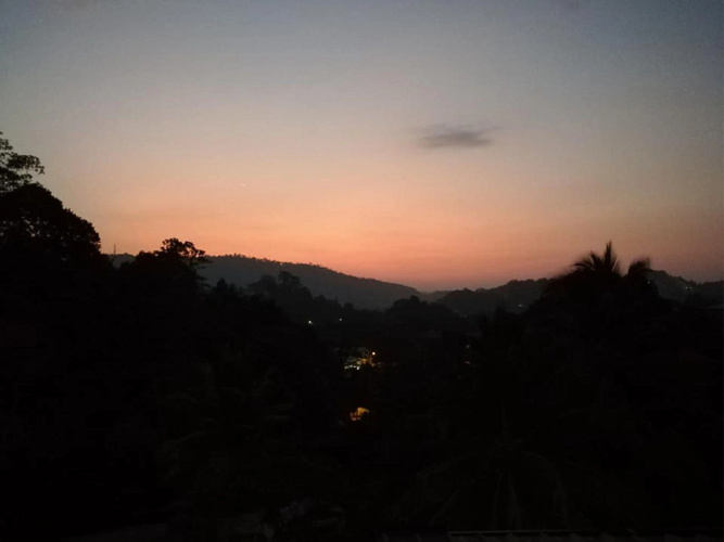 Thilini Tour Inn