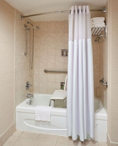 Best Western Plus Waterfront Hotel photo 8