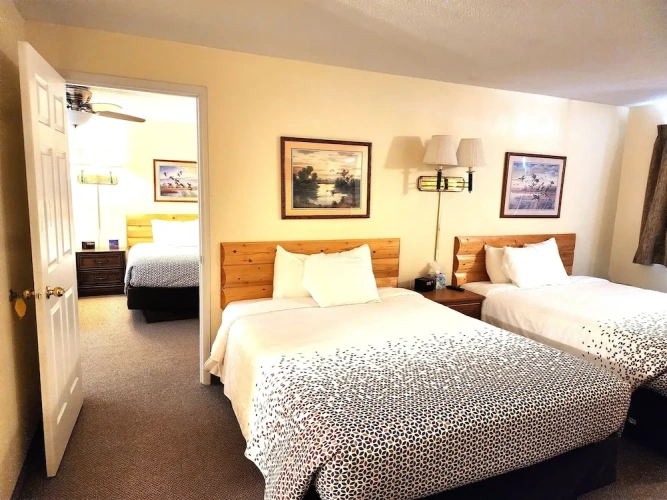 2 Bedrooms Standard Family room