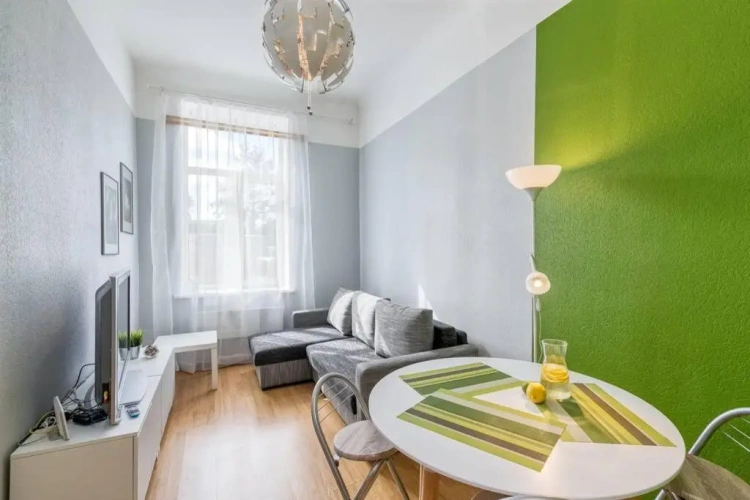2 Bedrooms Apartment