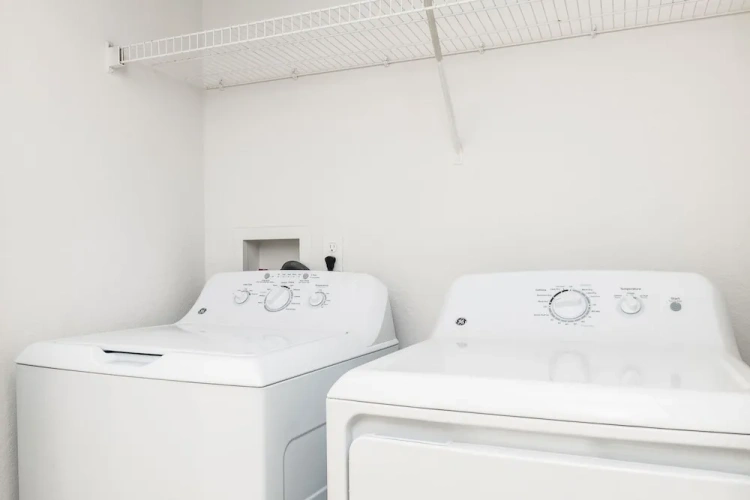 3 Bedrooms Family Apartment