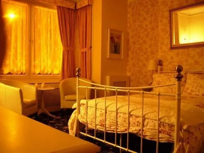 West Bank Guest House