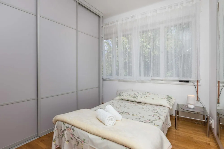 Apartment Rea