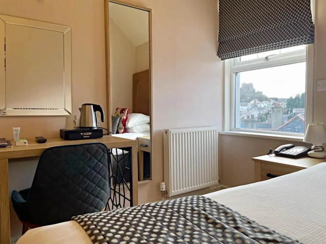 Standard Single room