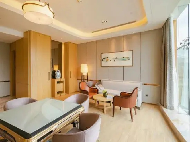 Phoenix  Hotel