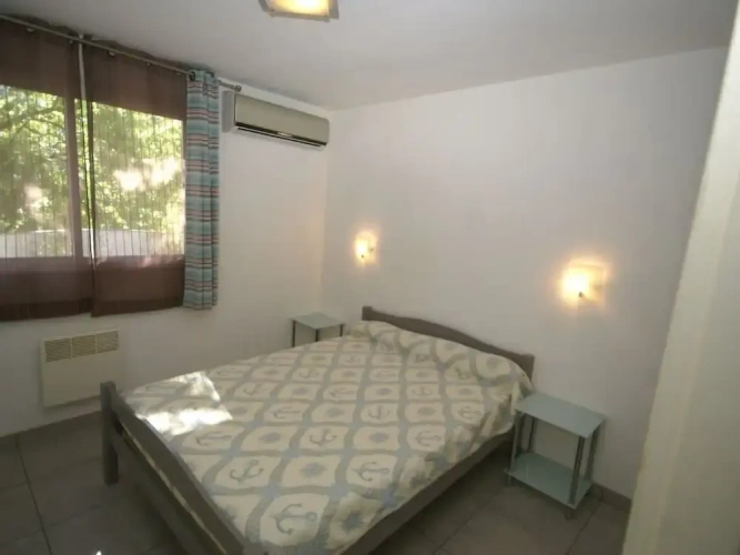 3 Bedrooms Classic Apartment