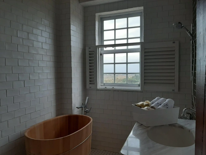 Standard Twin room with sea view
