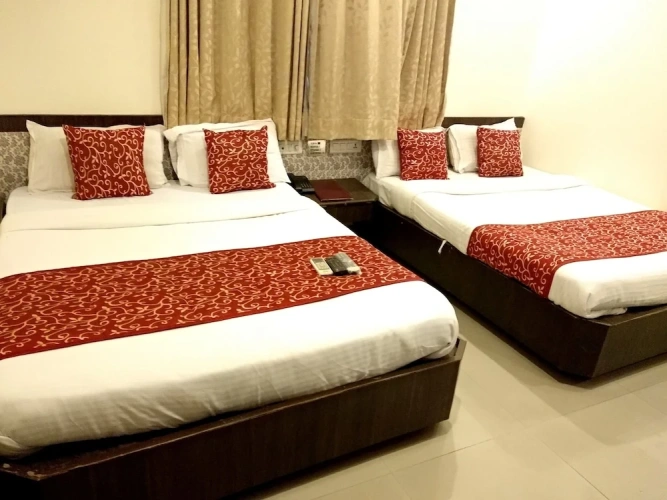 1 Bedroom Deluxe Quadruple room