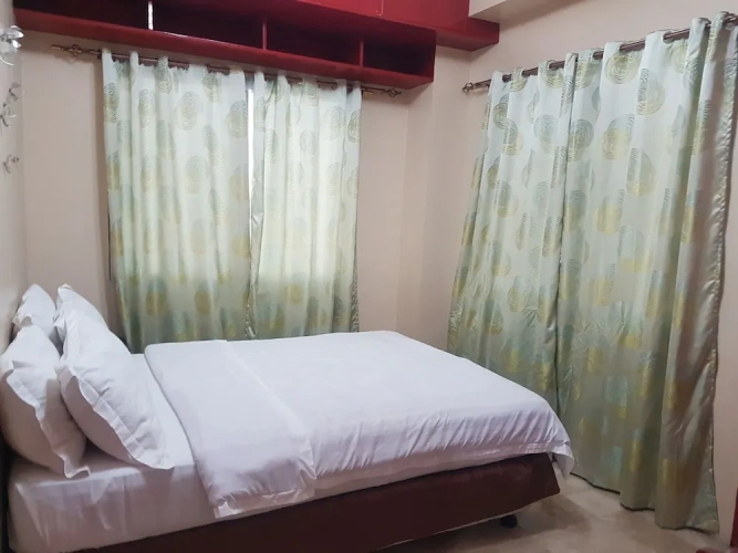 3 Bedrooms Standard Family room with balcony
