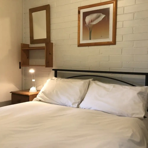 3 Bedrooms Apartment